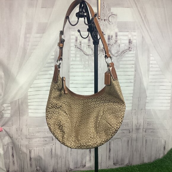 Vintage Coach Soho Small Signature Hobo Rounded Handbag - Picture 2 of 16